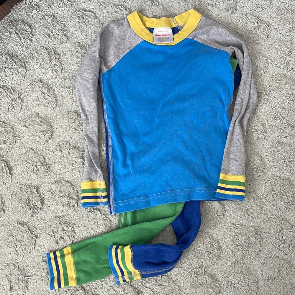 4T pajamas